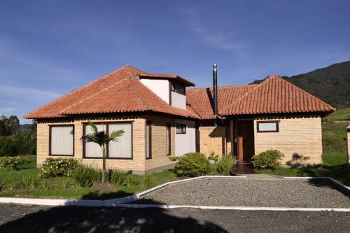 Hostal Chalet Andino