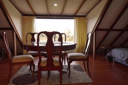 Hostal Chalet Andino