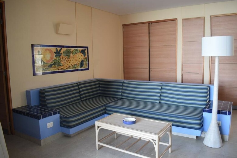 Hotel Zuana Beach Resort