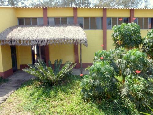 Albergue Pariango Beach Motel