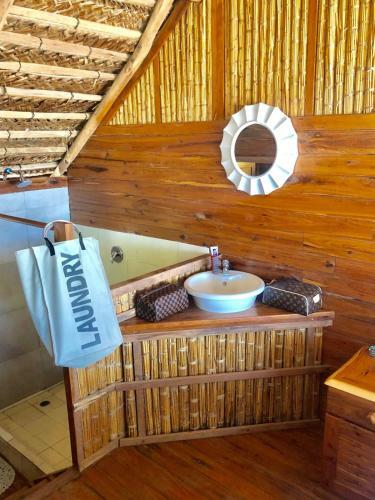 Pura Vida Lodge