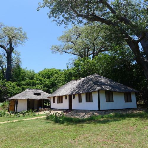 Albergue N'tendele Lodge