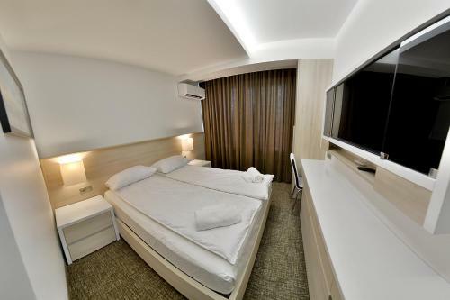 Apartment Oneclickrent_04 - Smart House
