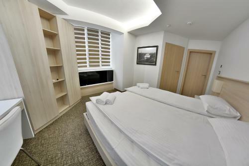 Apartment Oneclickrent_04 - Smart House
