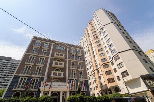 Apartments On Main Street 1