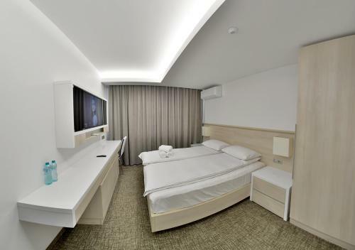 Apartment Oneclickrent_05 - Smart House
