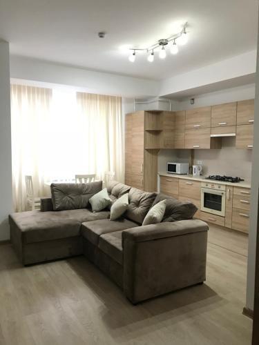 Global Rent Apartments On Anestiade 8