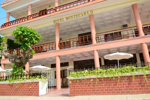 Hotel Montecarlo