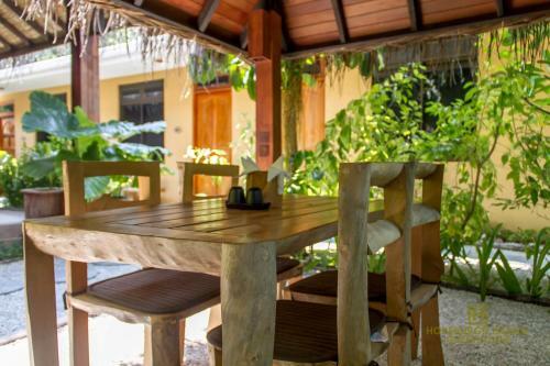 Hostal Horsburgh Island Guesthouse