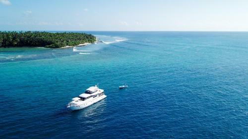 Ocean Breeze Voyager Yacht