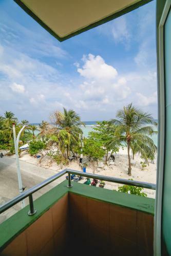 Hostal Relax Beach Inn