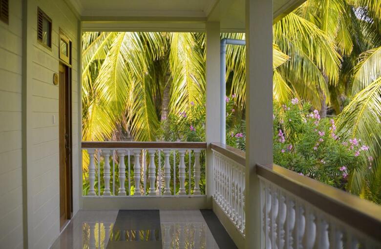 Hostal Nazaki Residences