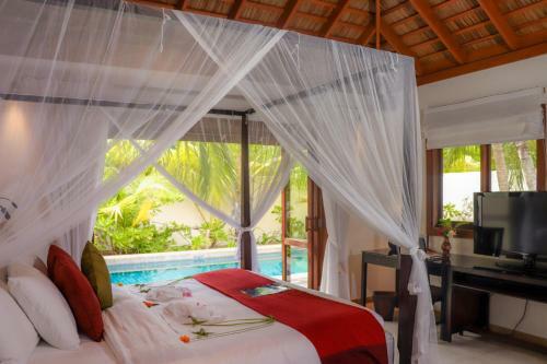 Hotel Kuredu Island Resort & Spa