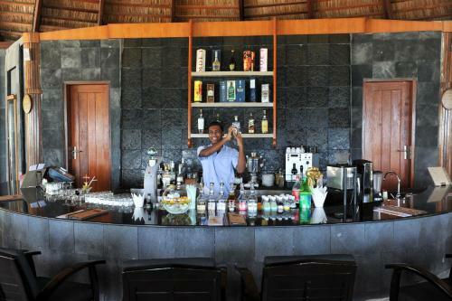 Hotel Komandoo Island Resort & Spa