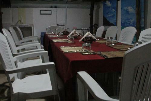 Hostal Ras Village