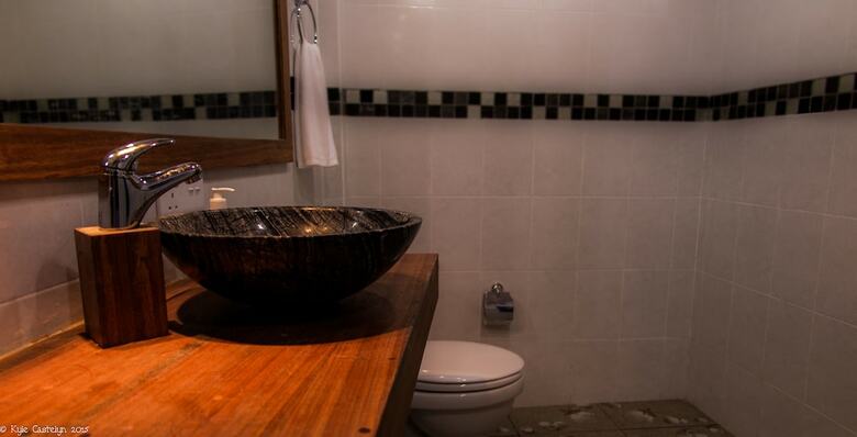 Hostal Rasdhoo Dive Lodge