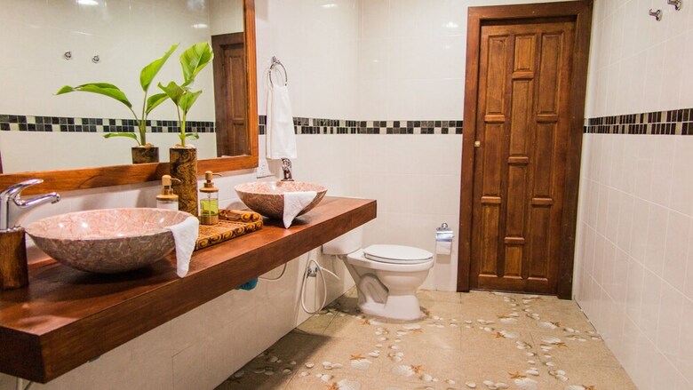 Hostal Rasdhoo Dive Lodge