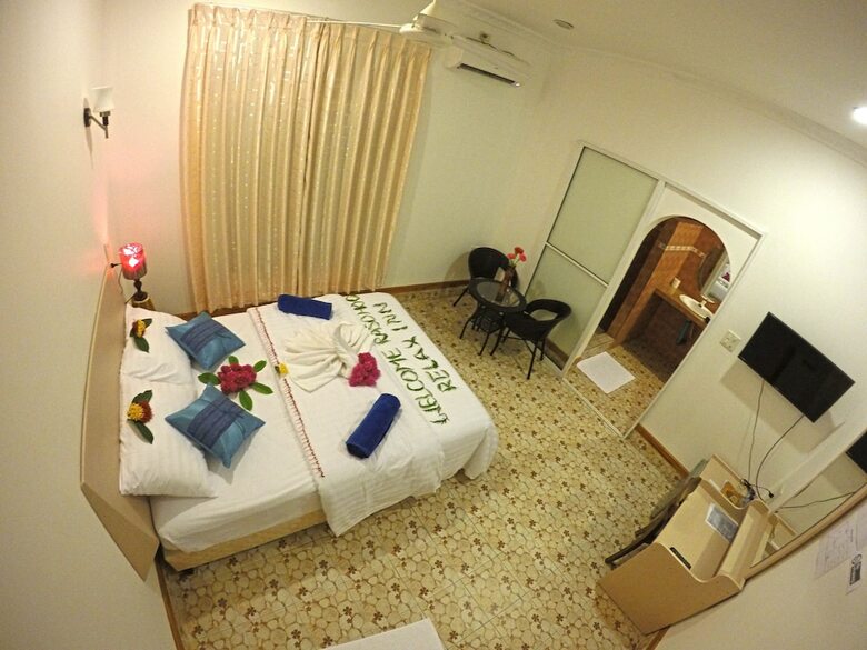 Hostal Rasdhoo Relax Inn