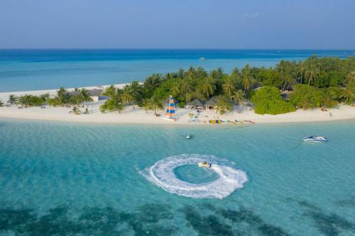 Hotel Holiday Island Resort