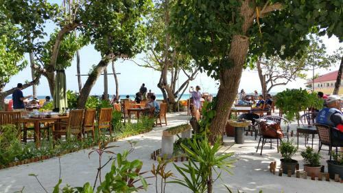 Hostal Seashore Beach Inn