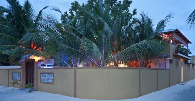 Hostal Stingray Beach Inn