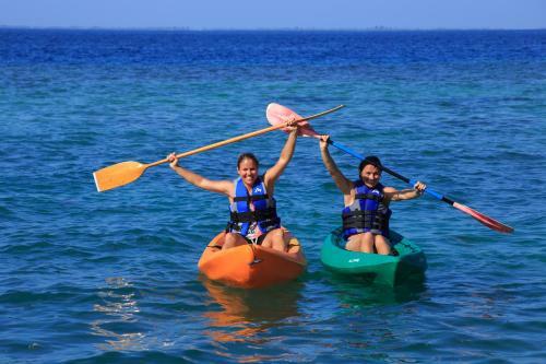 Hotel Equator Village Resort
