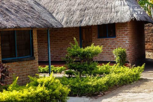 Hotel Mkunkhula Baobab Lodge