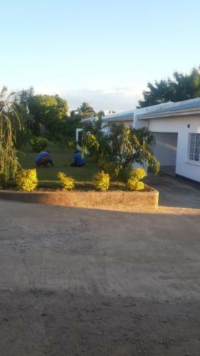Spendwise Lodge & Apartments