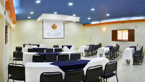 Hotel El Lago