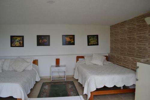 Hostal Miravalle Suites