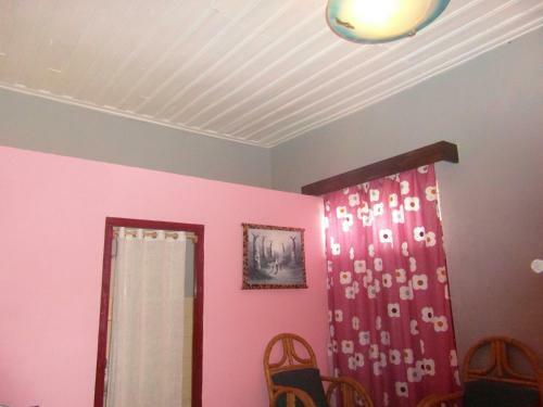 Hostal Three Palms Fianar