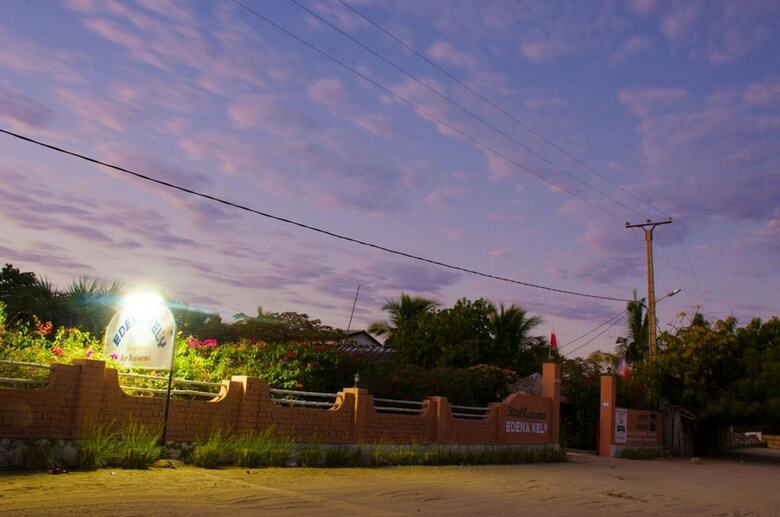 Hostal Edena Kely