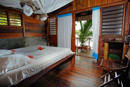 Hotel L'heure Bleue