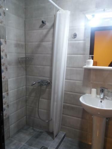 Hostal Apartments Lotus