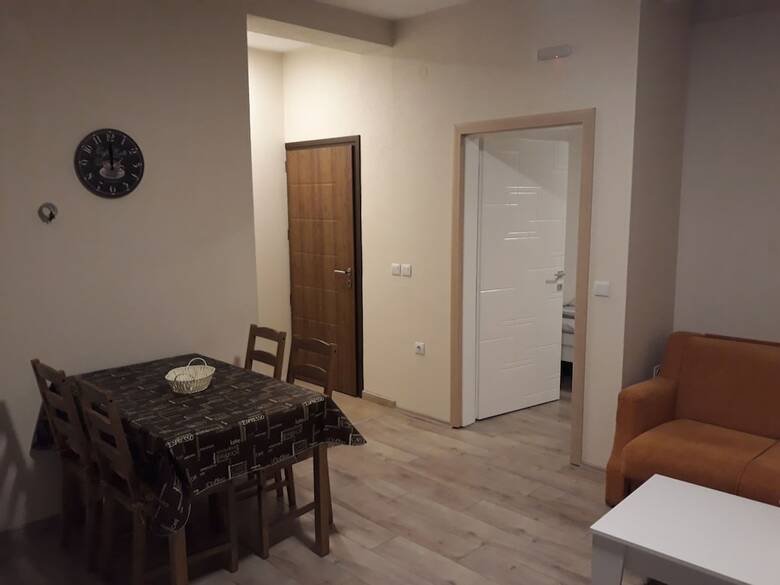 Hostal Vila & Apartments Matea