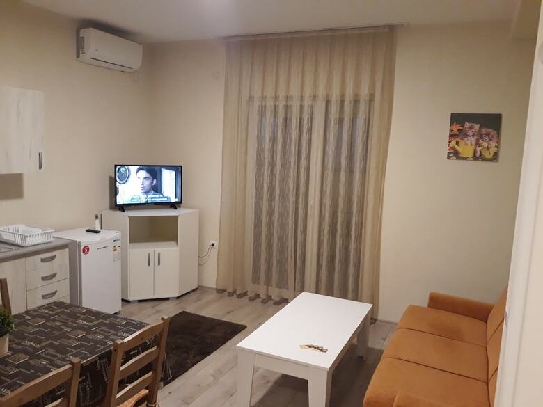 Hostal Vila & Apartments Matea