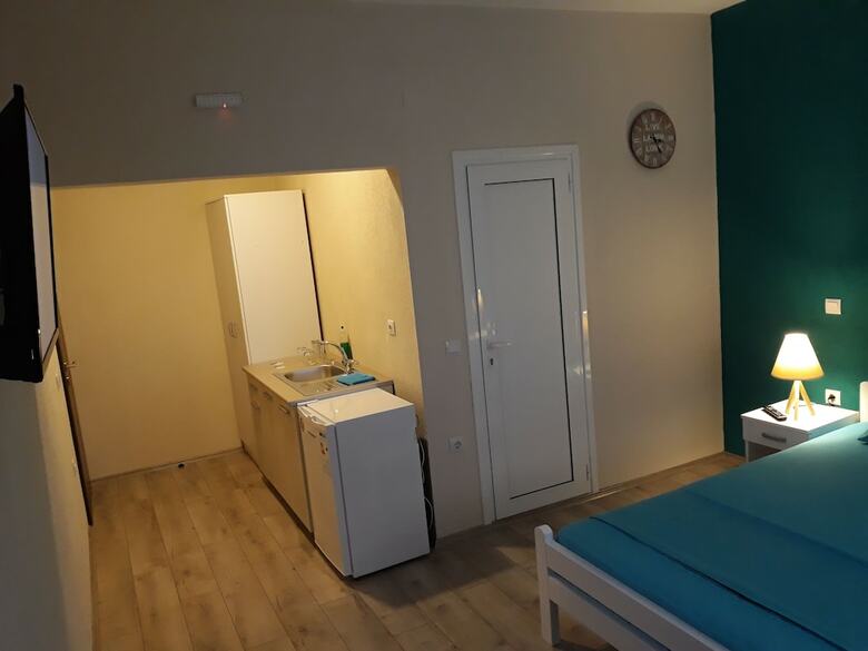 Hostal Vila & Apartments Matea