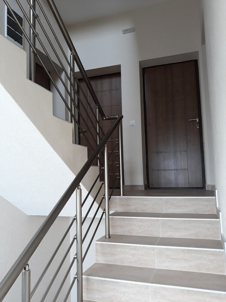 Hostal Vila & Apartments Matea