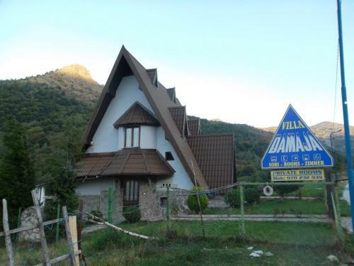 Hostal Vila Damaja-pelister