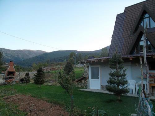 Hostal Vila Damaja-pelister