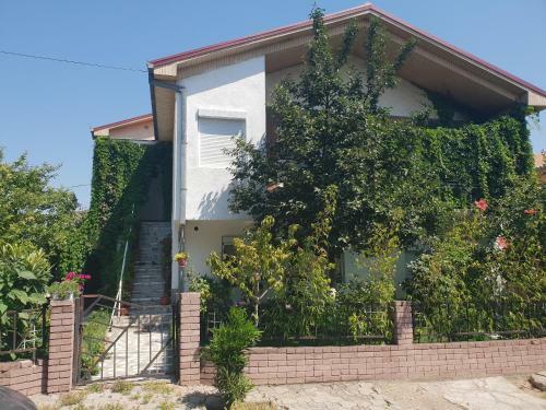 Apartamento Todorov House