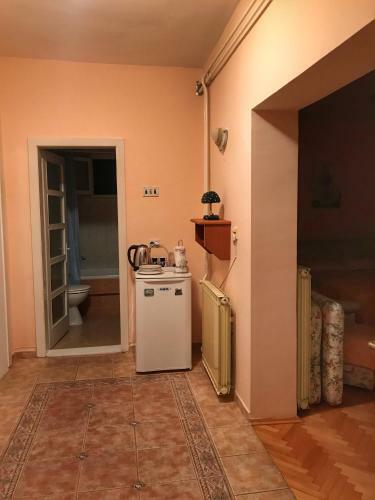Eleni Apartments