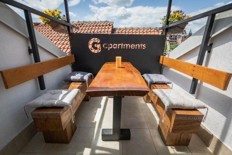 G Apartment