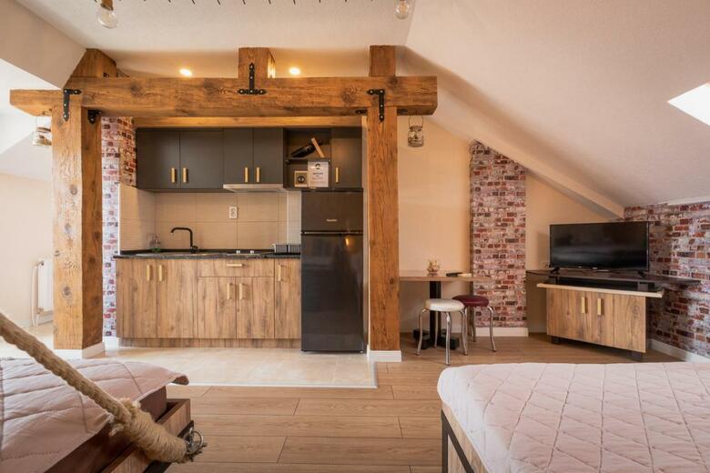 G Apartment