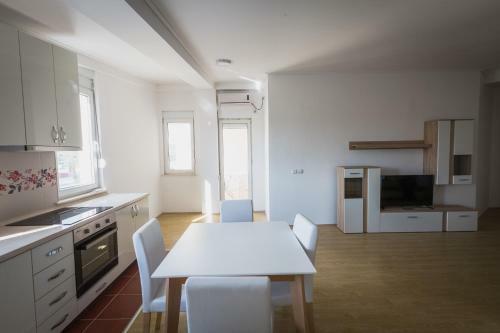 Merace Apartments