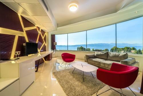 Laki Hotel & Spa