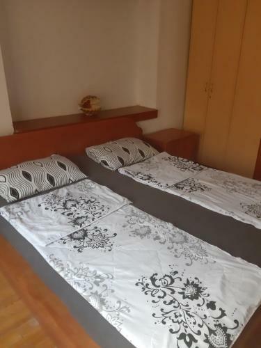 Apartmen Nikola (orange)