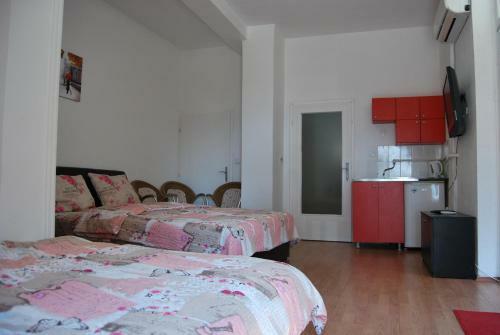 Hostal Vila Delfin