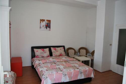 Hostal Vila Delfin