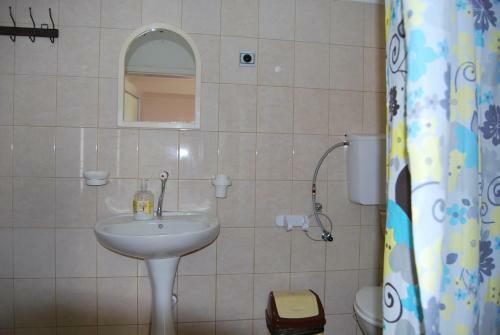 Hostal Vila Delfin
